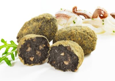 Croquetas de Chipirones en su tinta